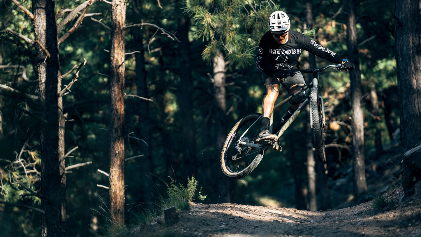 HUDSKI Dualist MTB Nebula