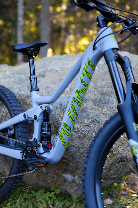 AVANTI Hammer Jnr FS 24