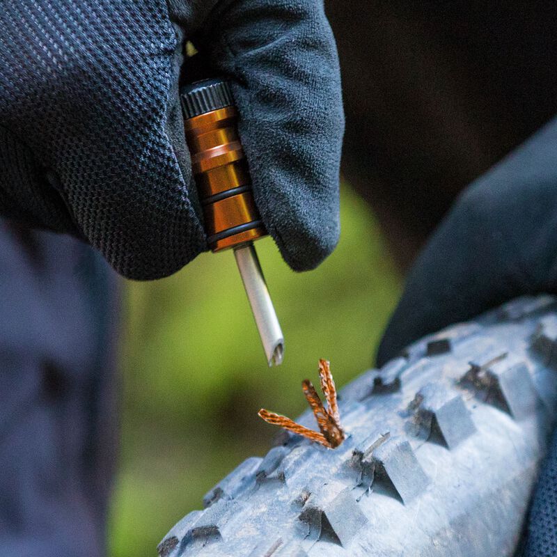 BLACKBURN PRO PLUGGER TUBELESS REPAIR KIT